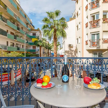 Nasturtium Yourhosthelper Apartamento Cannes