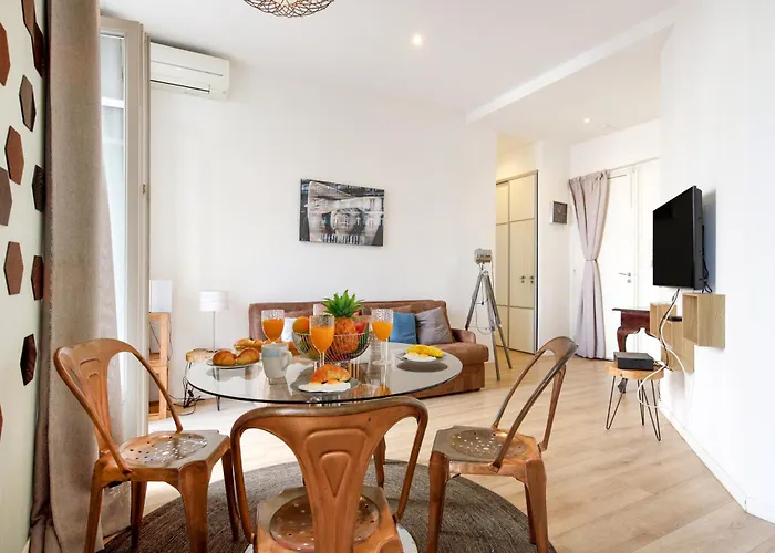 Nasturtium Yourhosthelper Apartman